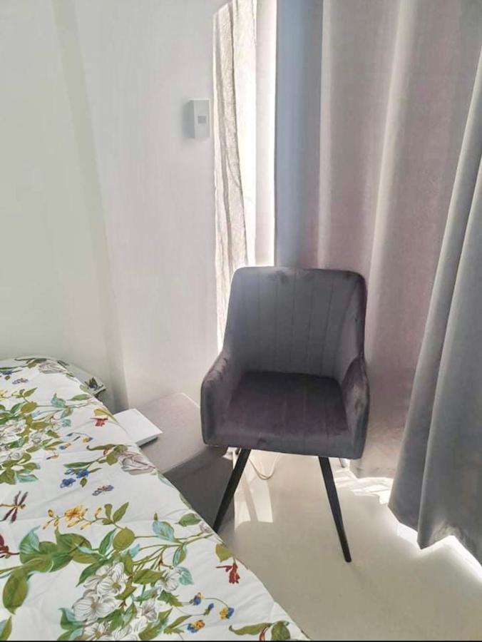 Hola! Condotel @ Inspiria Davao City Exteriör bild