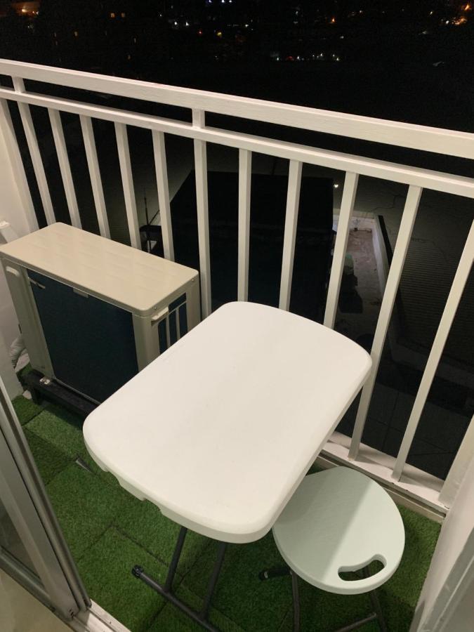 Hola! Condotel @ Inspiria Davao City Exteriör bild